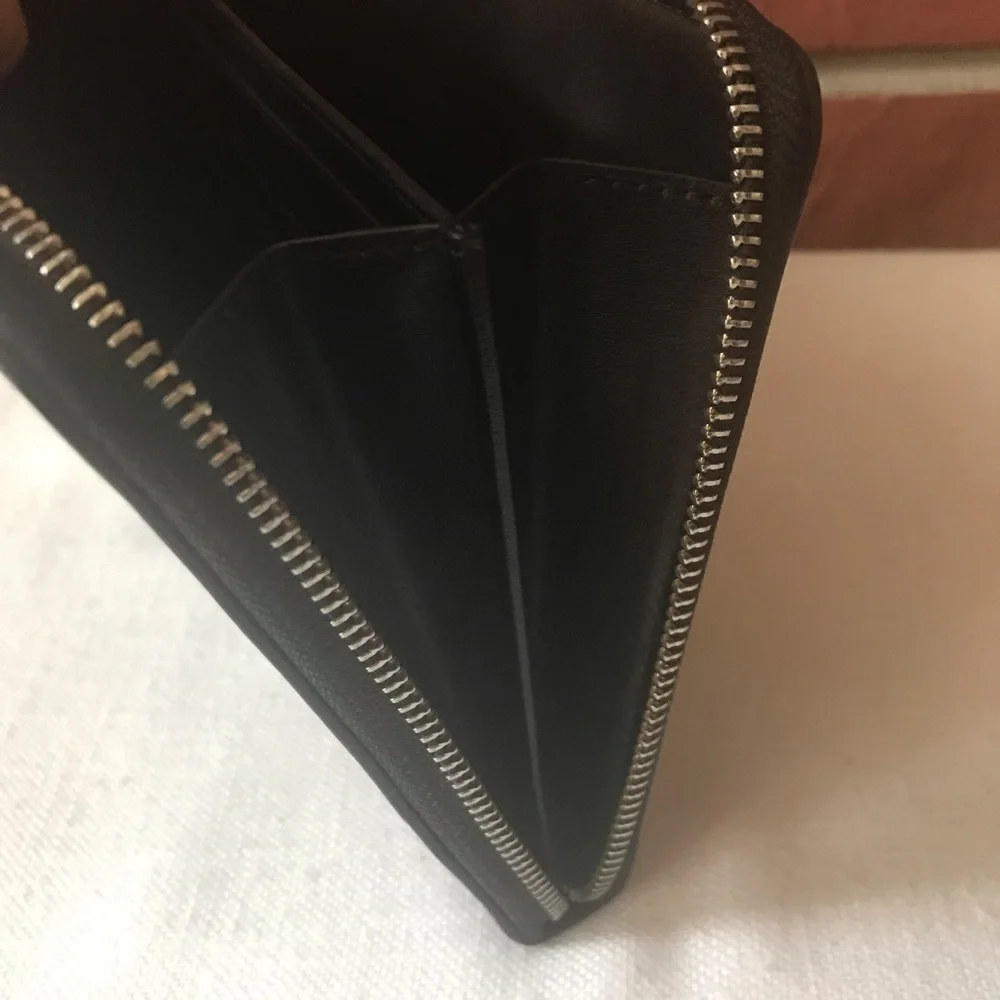 •Kenzo Black Leather Zip Clutch Travel Wallet Organizer